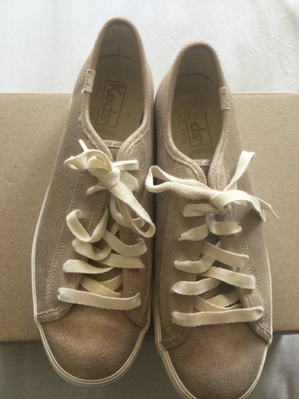 KEDS Gold toned runners size 7